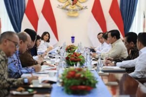 Rapat Kabinet Pemerintah Paket Stimulus Bulan Ramadan