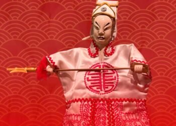 Wayang Potehi Tradisi Tionghoa Yang Hilang Dari Sumatera Barat