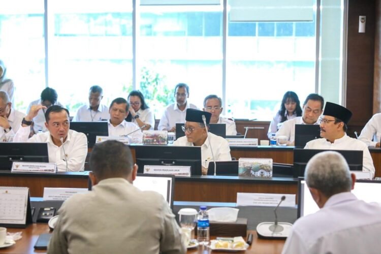 Pemerintah Optimis 53 Sekolah Rakyat Rampung Juni 2025