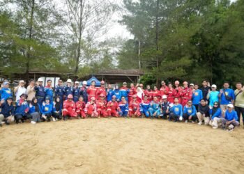Gotong Royong KPB dan Pemerintah Angkat 14,3 Ton Sampah dari Pantai Tanjung Jumlai Pasca Lebaran