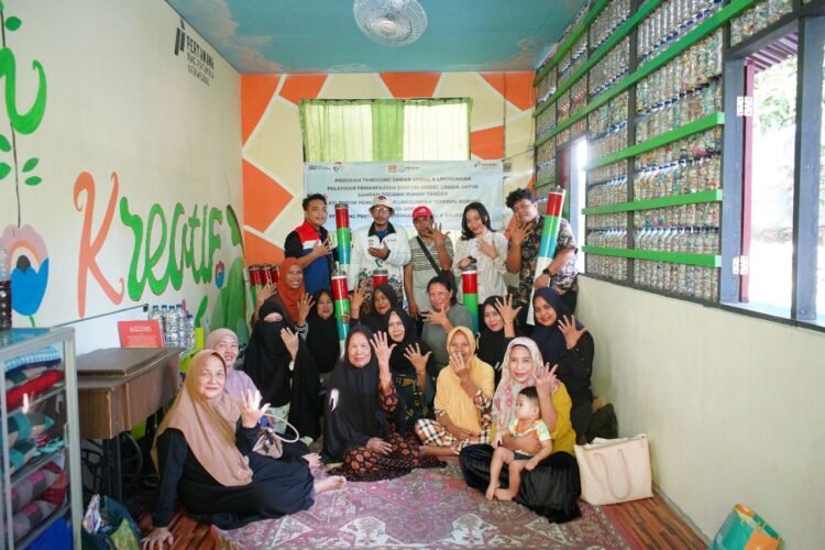 Optimalkan Pengelolaan Sampah, Kilang Pertamina Unit Balikpapan Gelar Pelatihan Pembuatan Biopori Model Losida