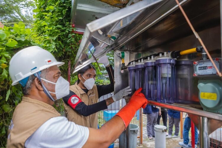 Sumringah Pedagang Tjimanoek Berkat Biodigester Bantuan Polytama