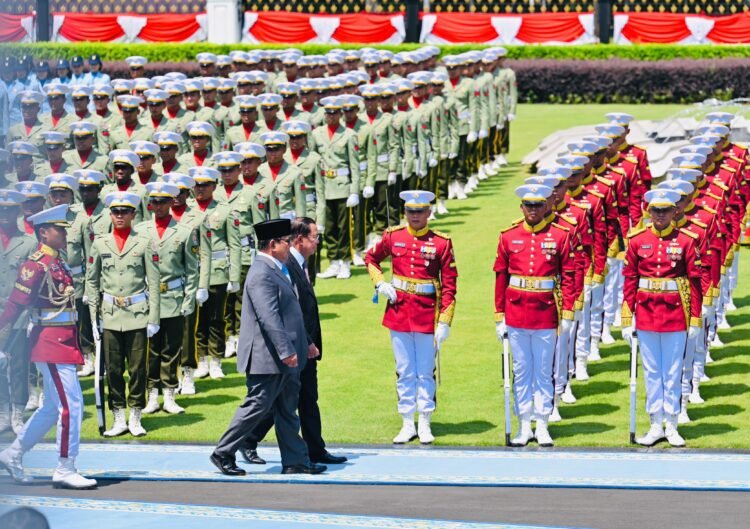 Lawatan Presiden Senat Hun Sen di Istana Merdeka Disambut 50 Pasukan Berkuda