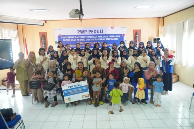 Peduli Tumbuh Kembang Anak, PWP Unit Balikpapan Bagikan Makanan Tambahan Bergizi