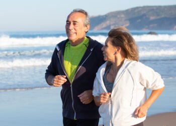 Ilustrasi olahraga jalan kaki (Freepic)