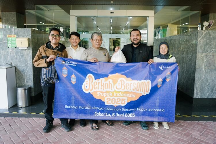 Pupuk Indonesia Grup Salurkan Ratusan Hewan Kurban untuk 67 Ribu Lebih Penerima Manfaat