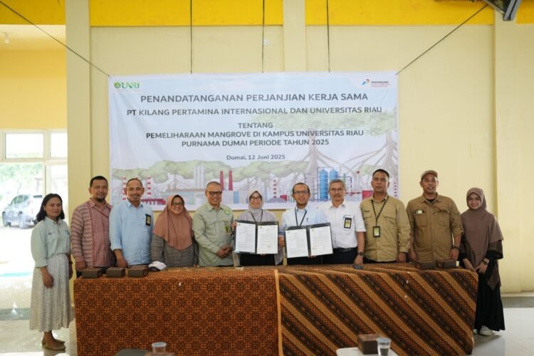Perkuat Kolaborasi Dekarbonisasi, PT KPI dan Universitas Riau Teken Kerja Sama Pemeliharaan Mangrove
