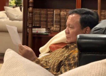 Prabowo Dapat Surat Cinta dari Siswa Sekolah Rakyat, Begini Isinya…