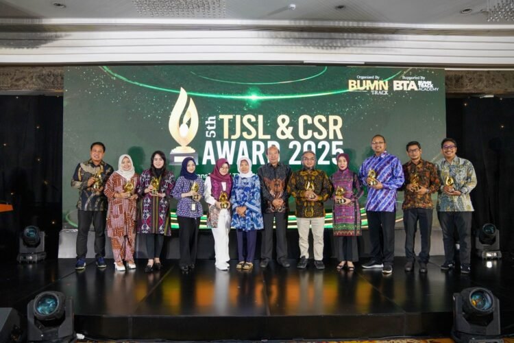 Sabet 2 Penghargaan Bergengsi di TJSL & CSR Award 2025, PT KPI Kilang Dumai Tegaskan Komitmen Keberlanjutan Lingkungan