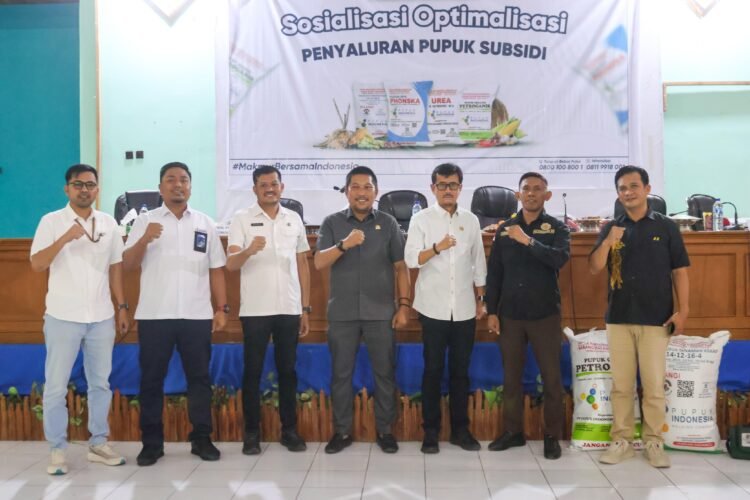 Akselerasi Penyerapan Pupuk, Pupuk Indonesia Ajak 380 Petani Pinrang Tebus Bersama Subsidi