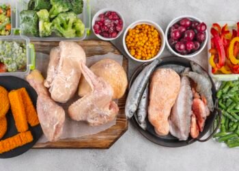 Sebelum Ada Kulkas, Bagaimana Nenek Moyang Kita Mengawetkan Makanan?