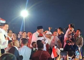 Momen Kedekatan Prabowo Dengan Masyarakat di Karnaval HUT ke-80 Republik Indonesia