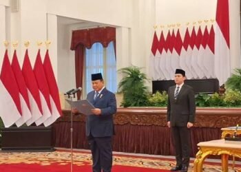 Presiden Prabowo Sampaikan Surat Pribadi untuk 5 Menteri yang Diganti