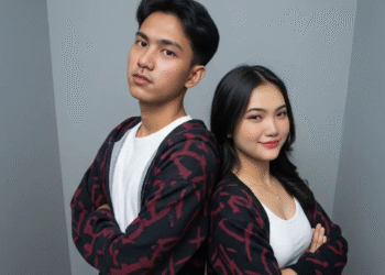 Vibes Romantis Banget! 5 Prompt Bikin Foto Photobox Bareng Pasangan di Gemini AI