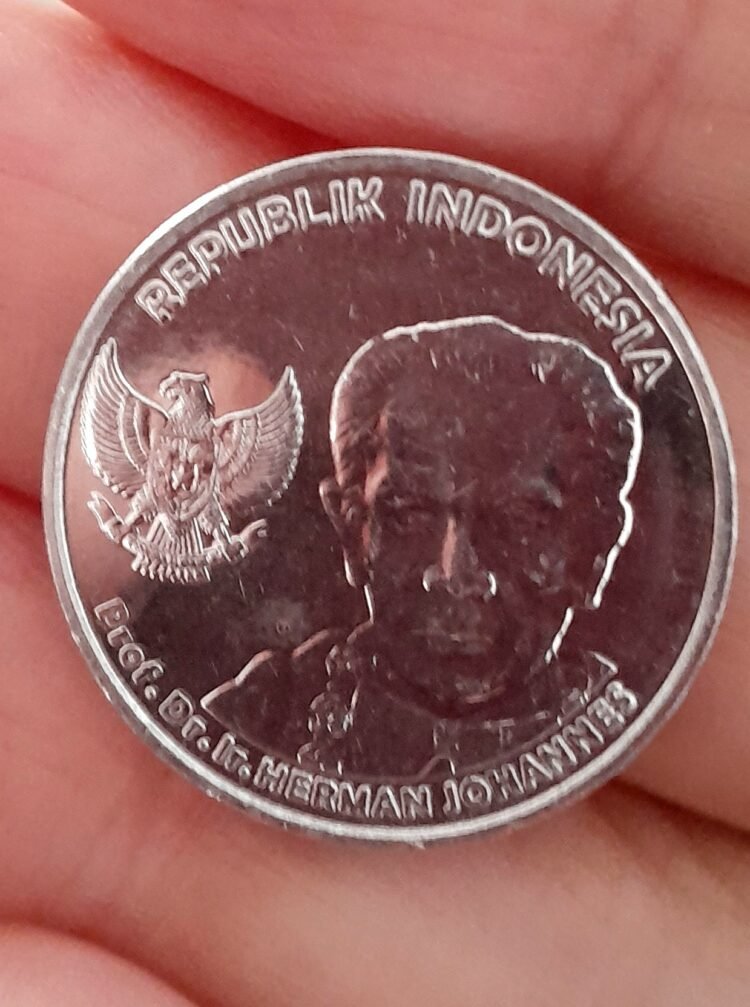 Sosok Peracik Bahan Peledak Di Uang Koin 100 Rupiah