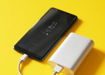 Traveller Wajib Tahu! Ini Peraturan Baru Bawa Power Bank di Pesawat Terbang