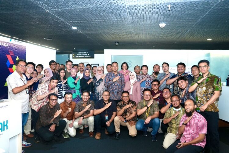 Dirut Pertamina Beri Apresiasi atas Kontribusi dan Semangat Perwira Saka Subholding Gas