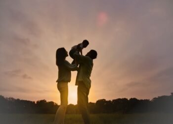 Pola Asuh Modern: 5 Kebiasaan Orang Tua yang Berdampak pada Kesuksesan Anak