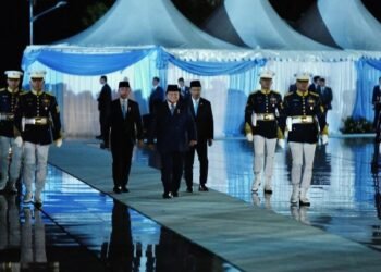 Pesan Prabowo Subianto di Hari Pahlawan 2025 untuk Generasi Bangsa: Pahlawan Berani Melawan Kekuatan Asing yang Begitu Besar