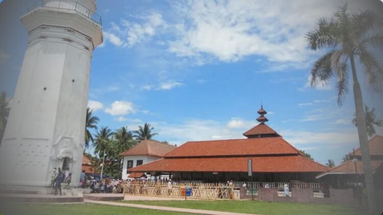 5 Rekomendasi Destinasi Wisata Banten yang Cocok untuk Lewati Malam Tahun Baru