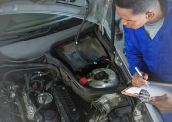 Agar Perjalanan Nataru Aman, Ini Tips Perawatan Kendaraan yang Wajib Dilakukan