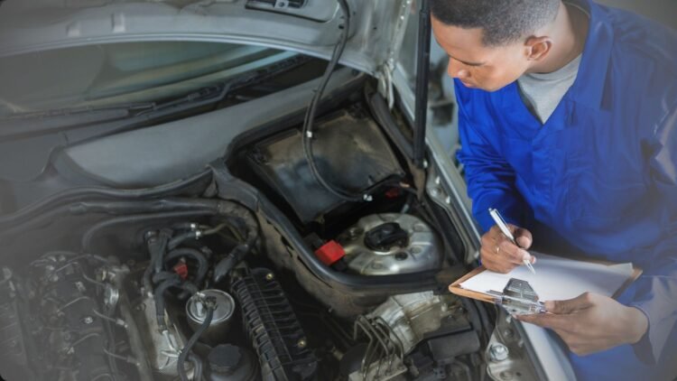 Agar Perjalanan Nataru Aman, Ini Tips Perawatan Kendaraan yang Wajib Dilakukan