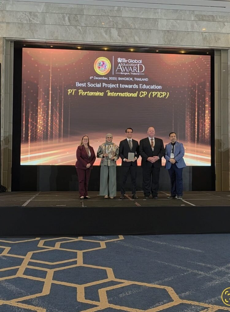 PIEP Menerima Penghargaan pada Asian Education Conclave (AEC) 2025 di Bangkok Thailand