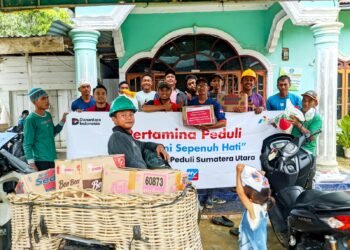 Gotong Royong Bersama Warga, Motor Angkut Sawit Bantu PGN Salurkan Bantuan di Desa Putus Akses di Aceh Tamiang