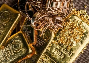 Investasi Emas Perhiasan atau Logam Mulia, Mana Lebih Untung?