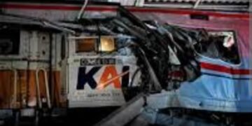 Fakta-Fakta Tabrakan KA Argo Bromo dengan KRL di Bekasi Timur