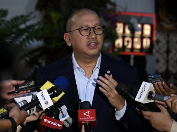 Investasi Tembus Target, Rosan Laporkan Capaian Rp498 Triliun ke Prabowo