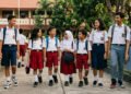 Sepatu Anak Sekolah yang Bagus Merk Apa? Cek 5 Rekomendasi Terbaiknya Disini…