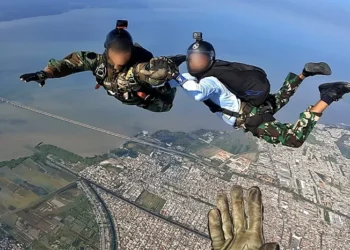 Kopaska TNI AL dan PASKAL Malaysia Unjuk Kemampuan dalam Latihan Malindo Jaya
