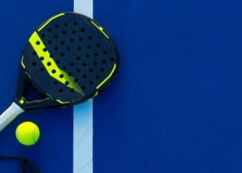 5 Rekomendasi Raket Padel Terbaik dengan Harga Terjangkau Bikin Performa Naik