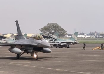 Tiga Jet Tempur F-16 Wara-wiri di Langit Jakarta, TNI AU Ungkap Alasan Penerbangannya