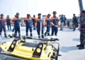 TNI AL Unjuk Kecanggihan Robot Bawah Laut KRI Canopus di Teluk Jakarta