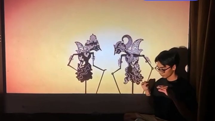 Kolaborasi Budaya dan Teknologi, Aga Mahesa Ciptakan Wayang Digital Sensor Gerakan Tangan