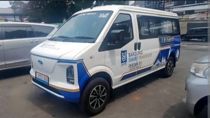 Angkot Ramah Lingkungan Electric Mini Van Ecotrax Hadirkan Fitur dan Spesifikasi Canggih