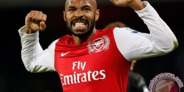 Kabar Baik! Legenda Arsenal Thierry Henry Bakal Tampil di GBK Lawan MU