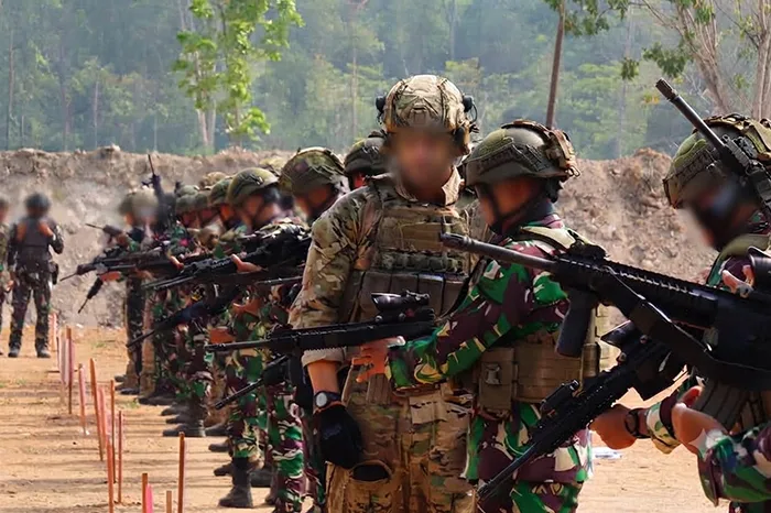 Asah Kemampuan Tempur, TNI Latihan Tembak Bersama Tentara dari 3 Negara