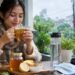 Tak Cukup Cuma Minum Madu, Kebiasaan Ini Penting Dilakukan Saat Cuaca Berubah
