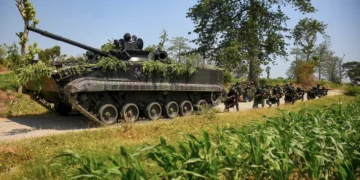 TNI AL Uji Taktik Gabungan Infanteri dan Tank dalam Simulasi Tempur